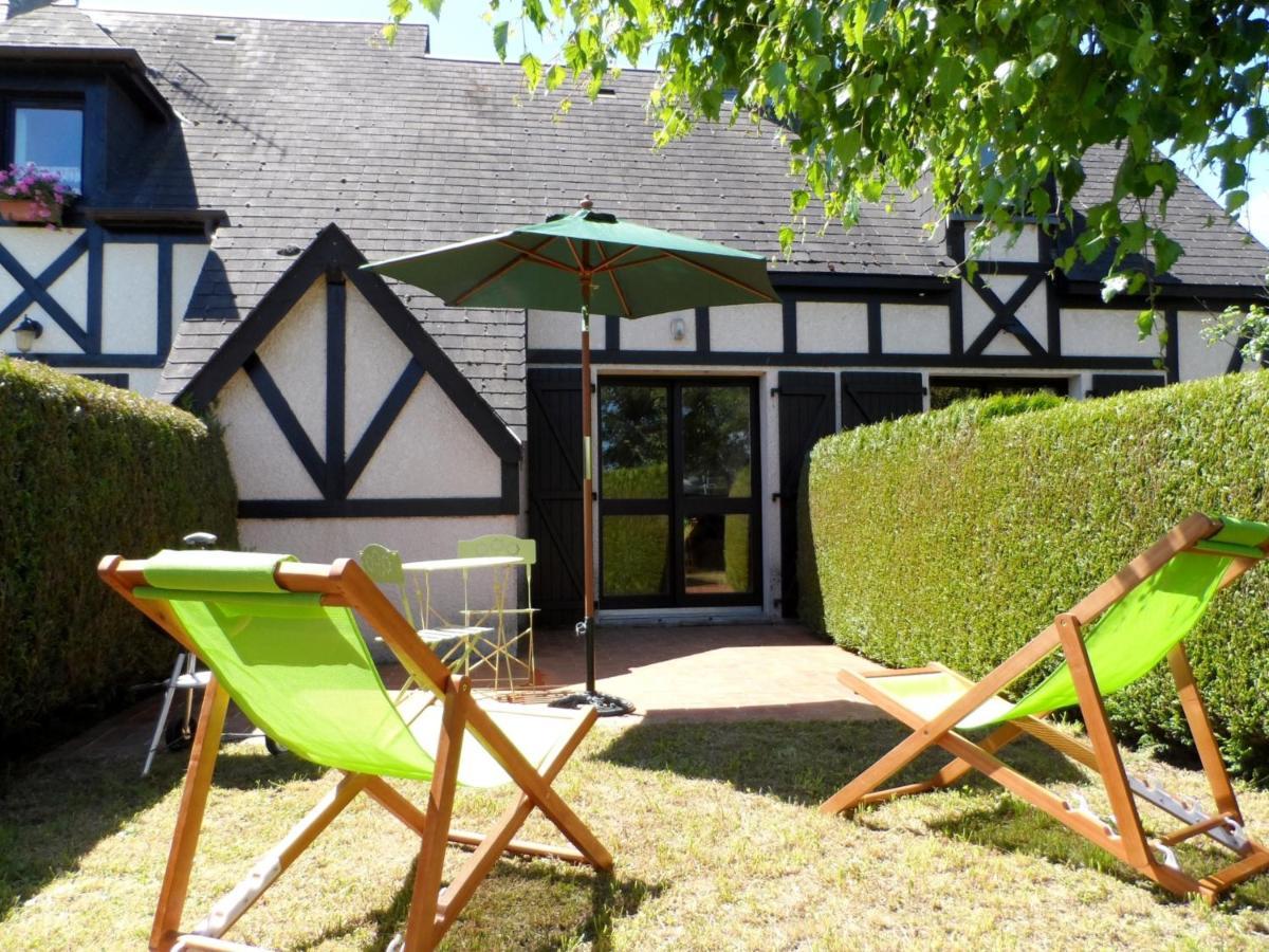 Charmant Cottage Normand Avec Jardin, Proche Hippodrome, Piscine Chauffee Et Tennis, Parking Prive - Fr-1-487-288 Кабур Экстерьер фото